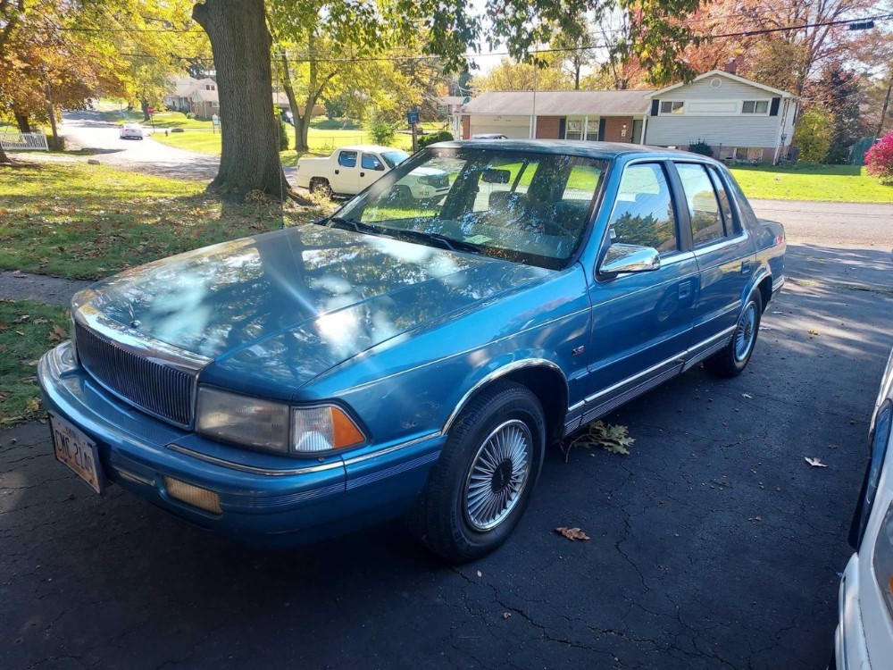 ’92 Chrysler LeBaron ’95 Mercury Grand Marquis Tools Furniture